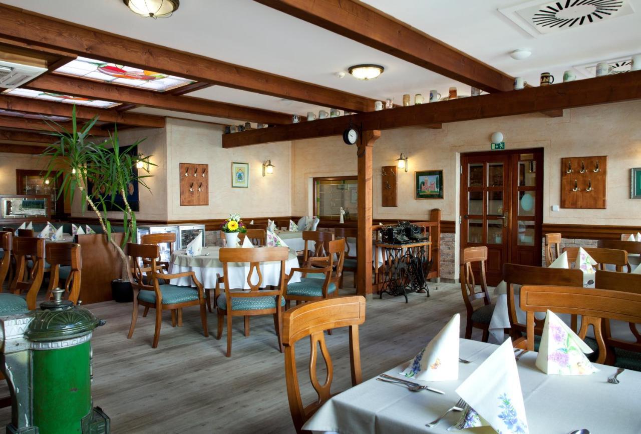 健康伊达酒店 Františkovy Lázně 外观 照片